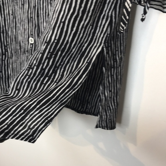 Mix Stripes made in Canada tunic buttons shirt - Picture 5 of 8